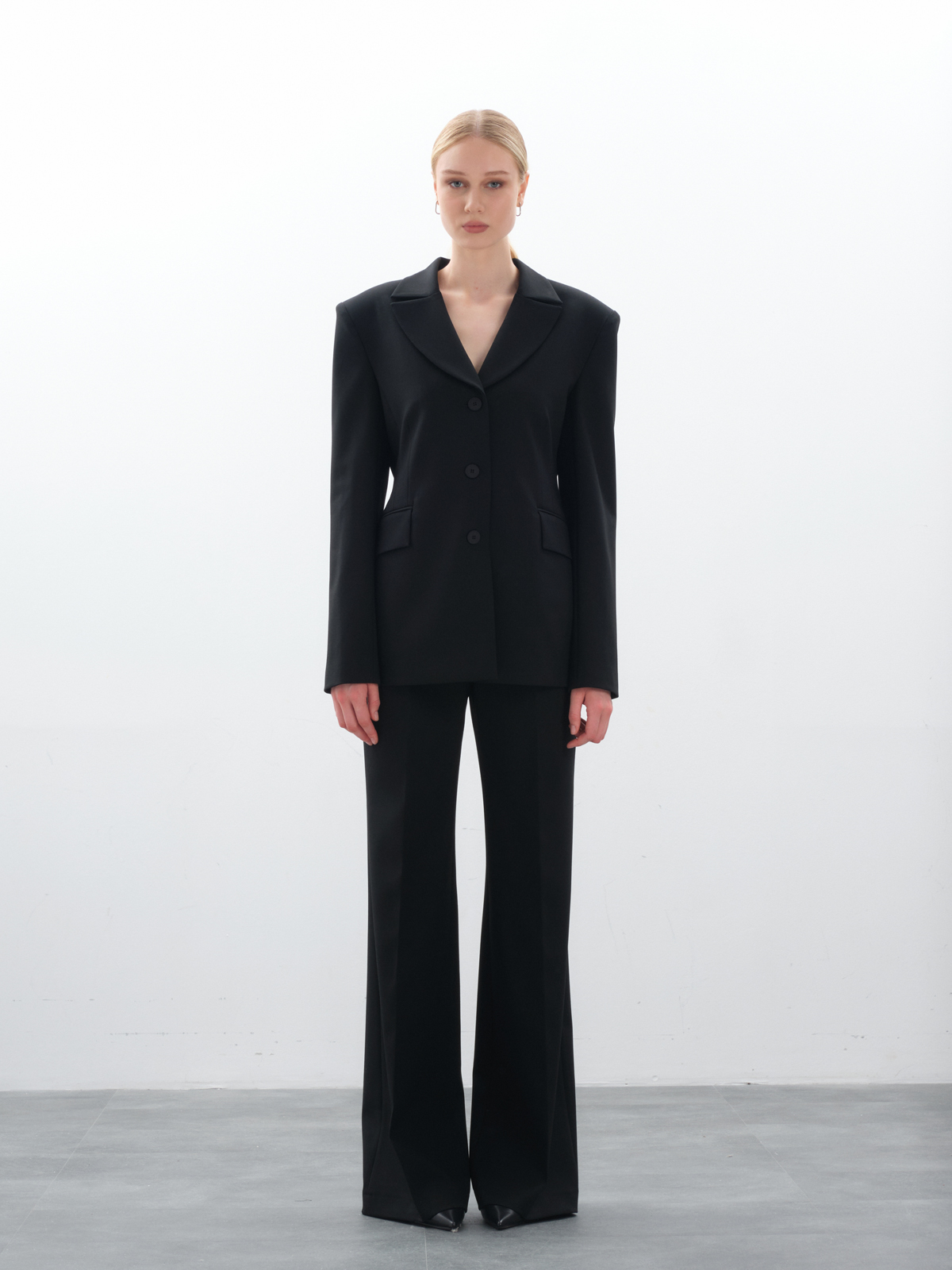 Черный силуэтный жакет black swan