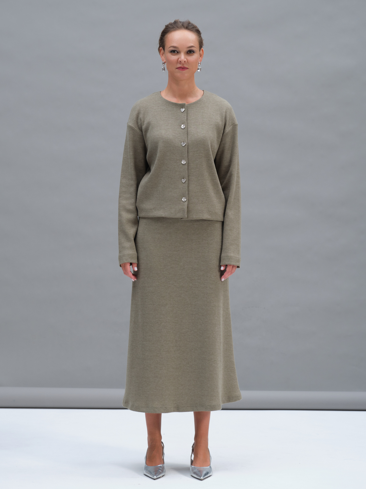 Оливковая трикотажная юбка