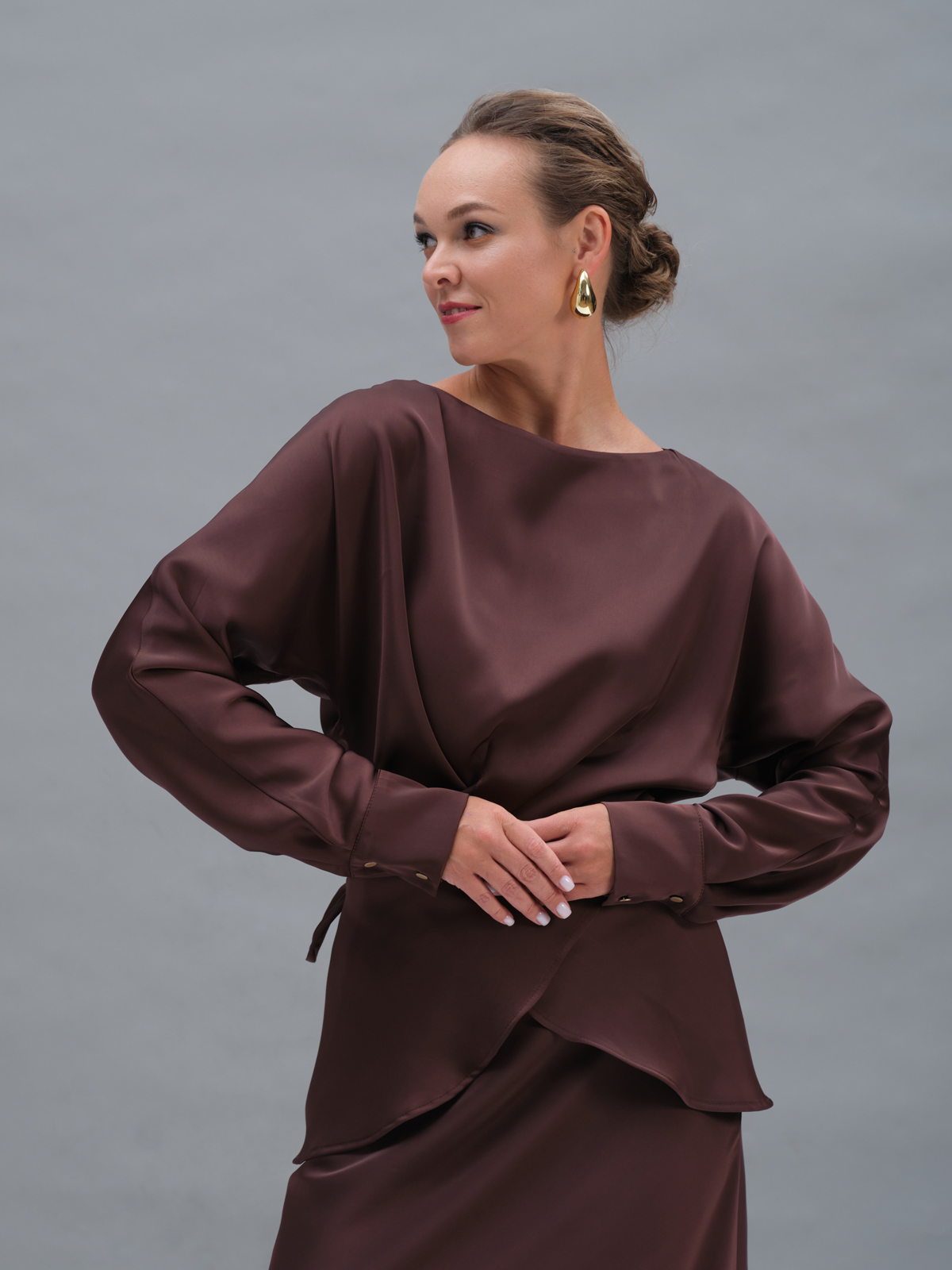 Шоколадная блуза с запахом Gaia