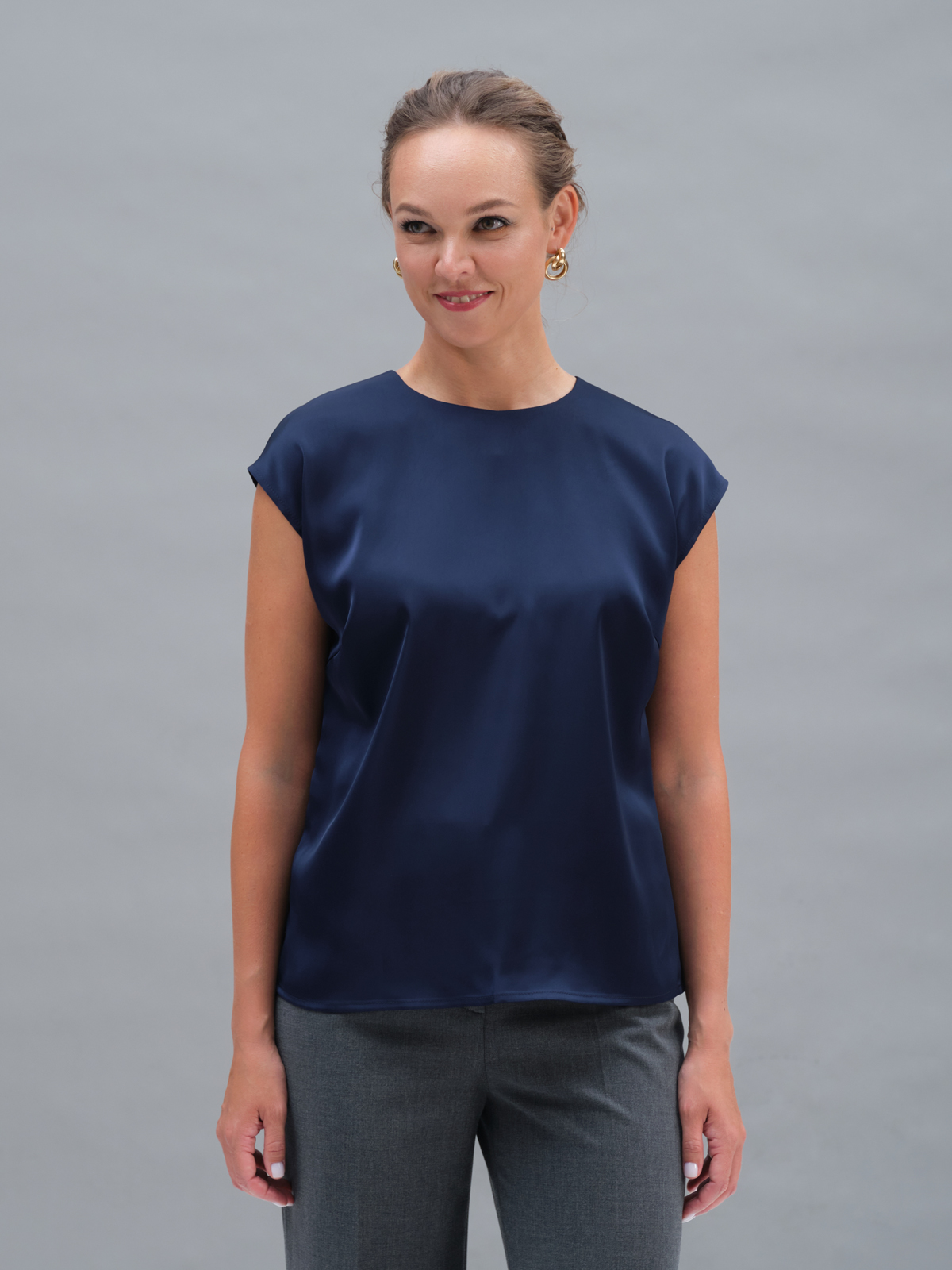 Синий атласный базовый топ
