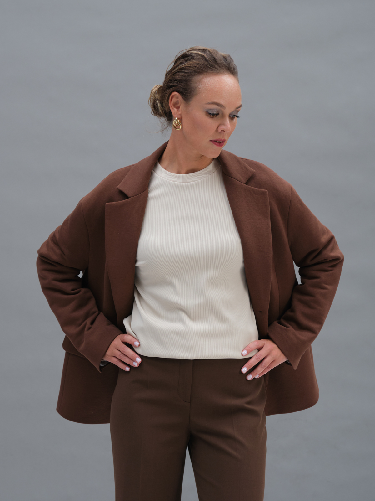 Шоколадный жакет из футера