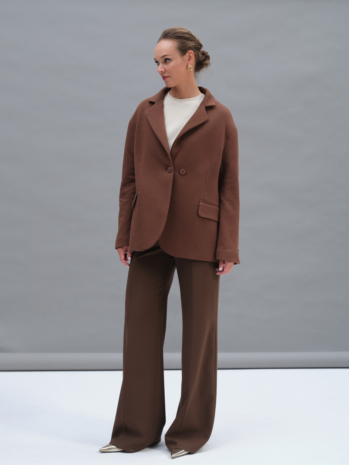 Шоколадный жакет из футера