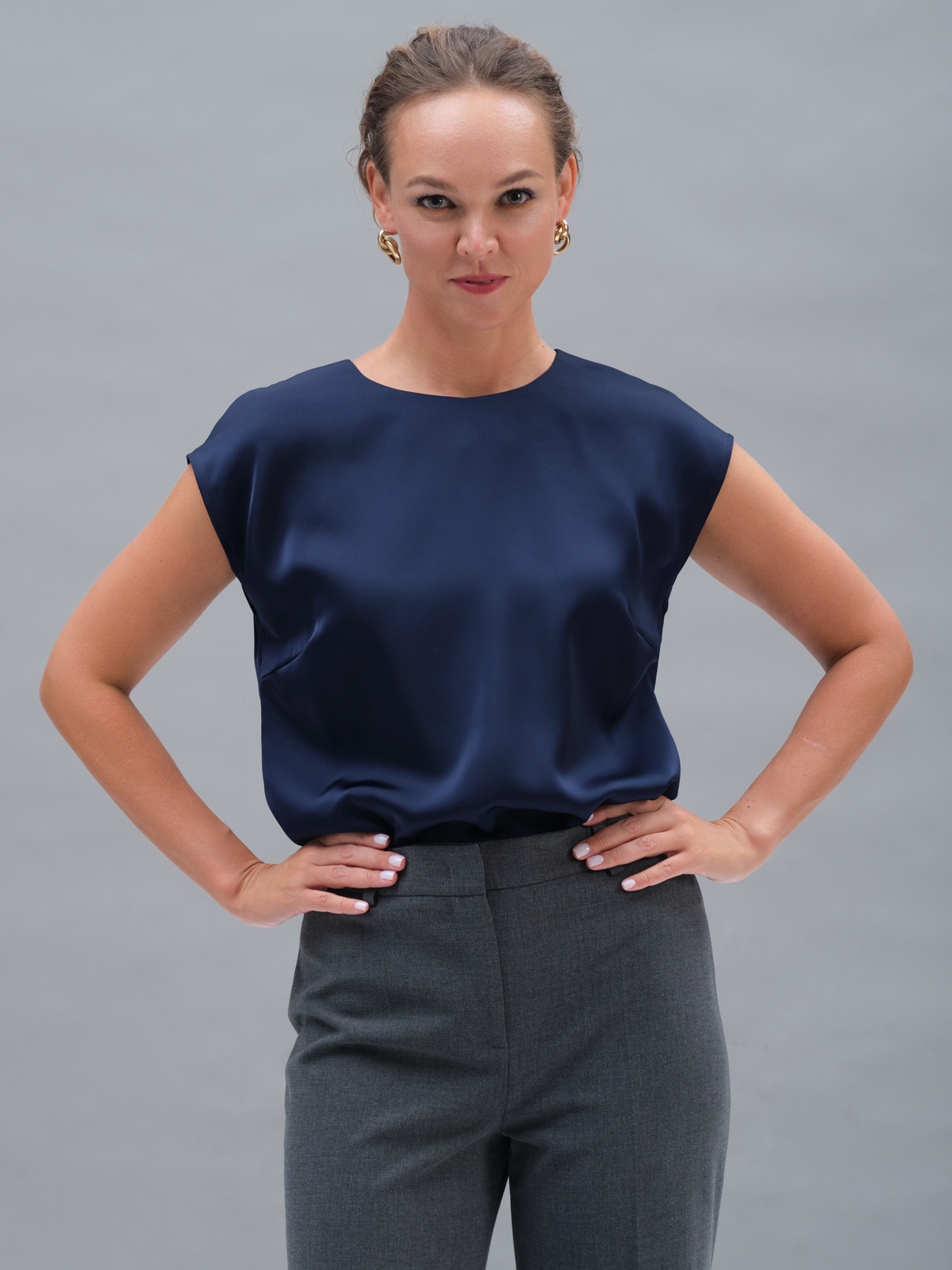 Синий атласный базовый топ
