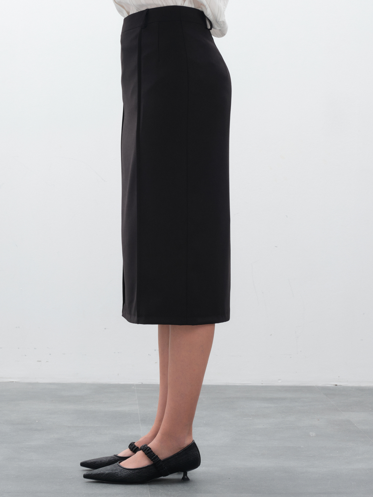 юбка женская, юбка карандаш, черная юбка, купить юбку, юбка миди, офисная юбка, классическая юбка, черная юбка карандаш, 
юбка с высокой посадкой, юбка ниже колена, деловая юбка, прямая юбка миди, юбка из костюмной ткани, строгая офисная юбка, купить юбку карандаш, юбка для офиса, модные юбки, купить черную юбку миди, черная юбка карандаш с высокой талией, с чем носить черную юбку карандаш, юбка карандаш на работу, облегающая юбка ниже колена, образы с черной юбкой миди, как выбрать юбку для офиса, юбка прямая классическая черная, женский деловой костюм с юбкой, купить юбку карандаш в Москве, 
офисная юбка Екатеринбург, черная юбка миди Пермь, магазин женской одежды Москва, деловые юбки купить в Екатеринбурге, юбка женская купить Пермь, классическая юбка Москва, женский костюм с юбкой, женский костюм с юбкой, деловой костюм женский, офисный костюм с юбкой, купить юбку, костюмная юбка, черный костюм с юбкой, классический костюм с юбкой, юбка миди, костюм-двойка с юбкой, юбка от костюма, деловая юбка, юбка с высокой посадкой, костюм с жилетом и юбкой, купить костюм с юбкой в Москве, юбка для офиса, юбка и жилет.