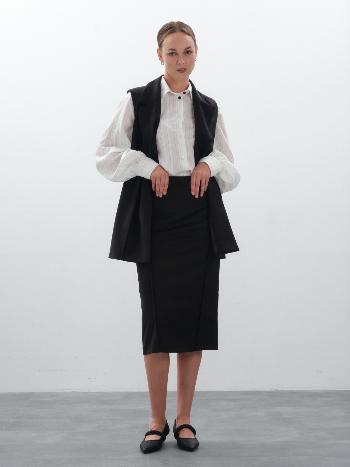 юбка женская, юбка карандаш, черная юбка, купить юбку, юбка миди, офисная юбка, классическая юбка, черная юбка карандаш, 
юбка с высокой посадкой, юбка ниже колена, деловая юбка, прямая юбка миди, юбка из костюмной ткани, строгая офисная юбка, купить юбку карандаш, юбка для офиса, модные юбки, купить черную юбку миди, черная юбка карандаш с высокой талией, с чем носить черную юбку карандаш, юбка карандаш на работу, облегающая юбка ниже колена, образы с черной юбкой миди, как выбрать юбку для офиса, юбка прямая классическая черная, женский деловой костюм с юбкой, купить юбку карандаш в Москве, 
офисная юбка Екатеринбург, черная юбка миди Пермь, магазин женской одежды Москва, деловые юбки купить в Екатеринбурге, юбка женская купить Пермь, классическая юбка Москва, женский костюм с юбкой, женский костюм с юбкой, деловой костюм женский, офисный костюм с юбкой, купить юбку, костюмная юбка, черный костюм с юбкой, классический костюм с юбкой, юбка миди, костюм-двойка с юбкой, юбка от костюма, деловая юбка, юбка с высокой посадкой, костюм с жилетом и юбкой, купить костюм с юбкой в Москве, юбка для офиса, юбка и жилет.