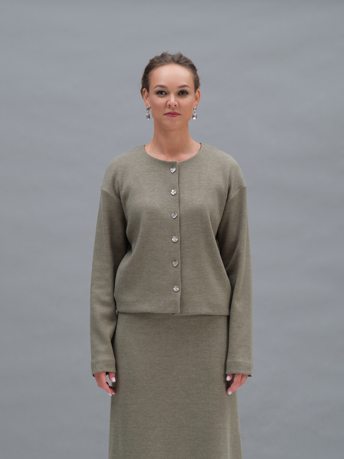 Оливковый трикотажный жакет