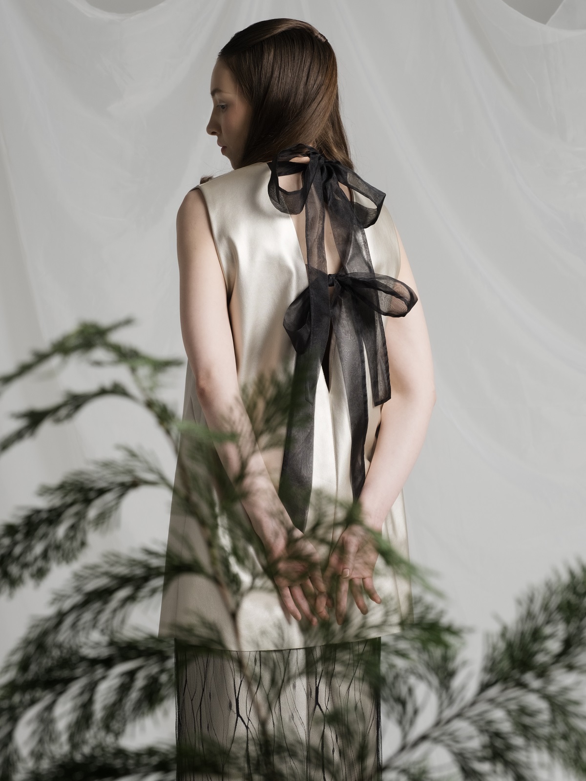 Золотой топ из экокожи