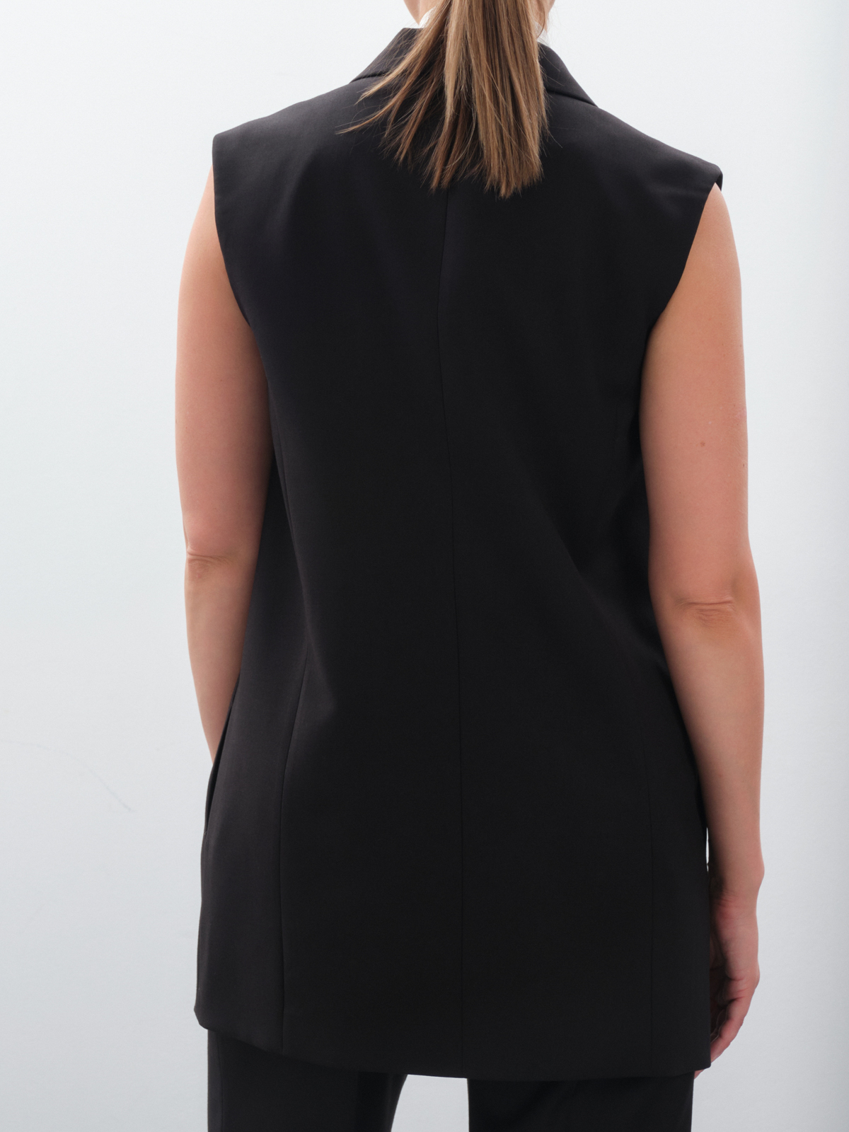 жилет женский, купить жилет женский, жилет женский удлиненный, черный жилет женский, жилет женский классический, жилетка женская, жилет женский офисный, удлиненный жилет с поясом, жилет под брюки женский, деловой жилет женский, жилет-пиджак женский без рукавов, костюмный жилет женский, купить черный удлиненный жилет, жилет-жакет женский, с чем носить удлиненный жилет, жилет на пуговицах с воротником, жилет как третий слой в одежде, жилет женский на голое тело, жилет платье