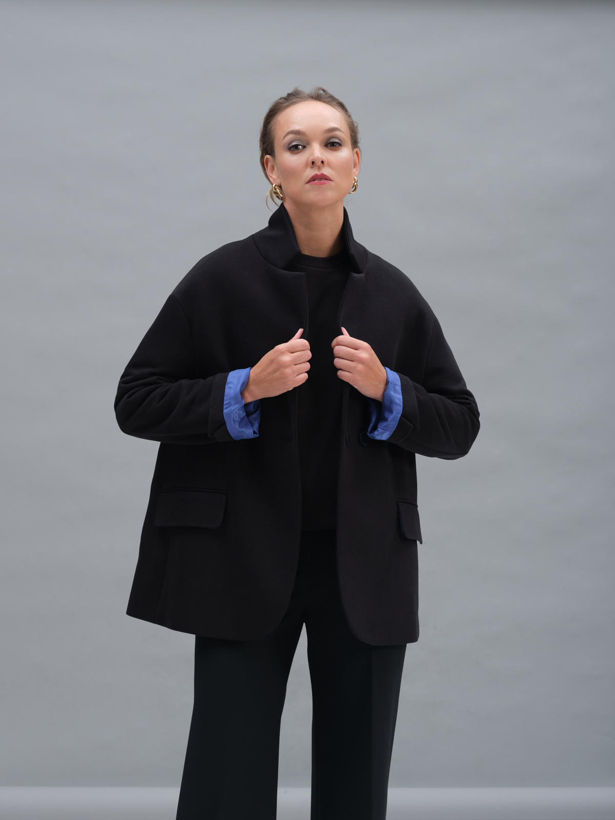 Черный жакет из футера