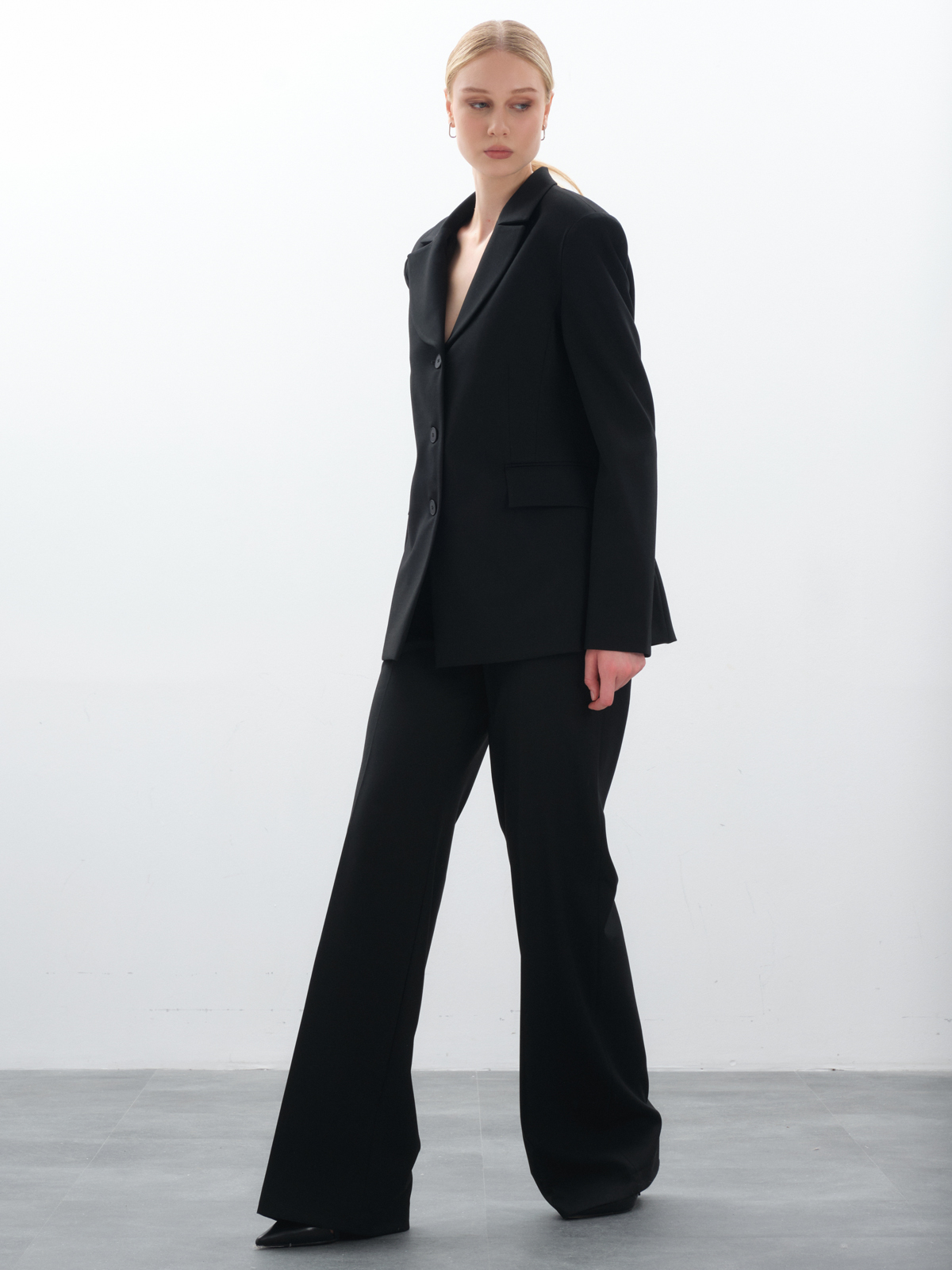 Черный силуэтный жакет black swan