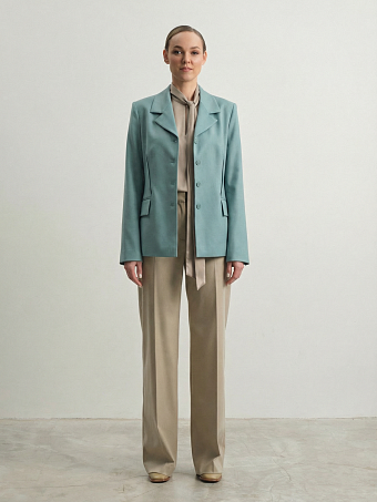 Мятный жакет с поясом