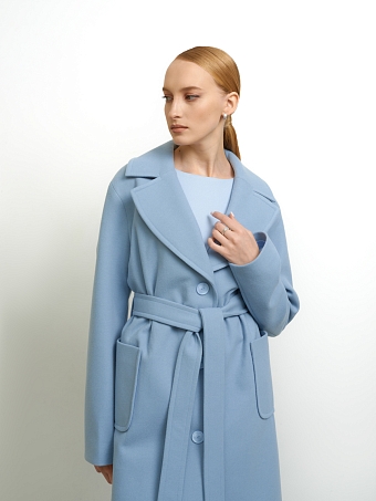 Голубое пальто-халат