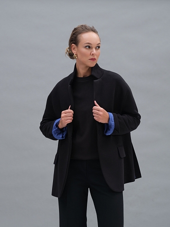 Черный жакет из футера