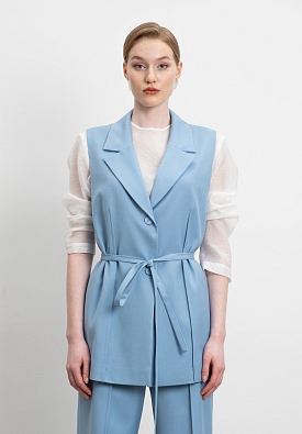 Удлиненный жилет с поясом