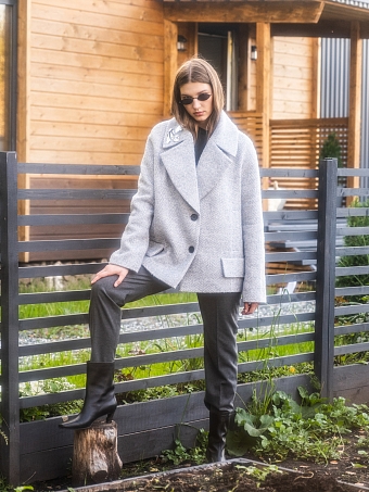 Полупальто в елочку с шерстью